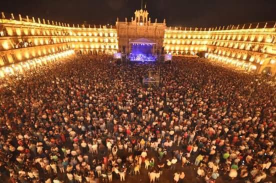 Apartamentos Salamanca Puerta Zamora, Centro, Wifi, 2 Habitaciones, Parking 外观 照片